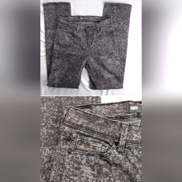 Levi's 512 Perfectly Slimming High Rise Straight Leg Gray Camo - Picture 3 of 14